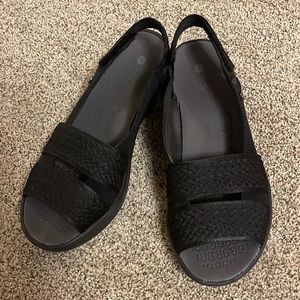 Size 8 Bzees adjustable strap wedge sandals